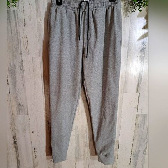 NWT Beyond Yoga Weekender Sweat Pant - Picture 1 of 4